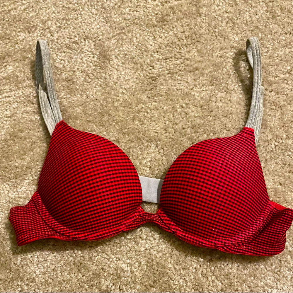 VS Bra